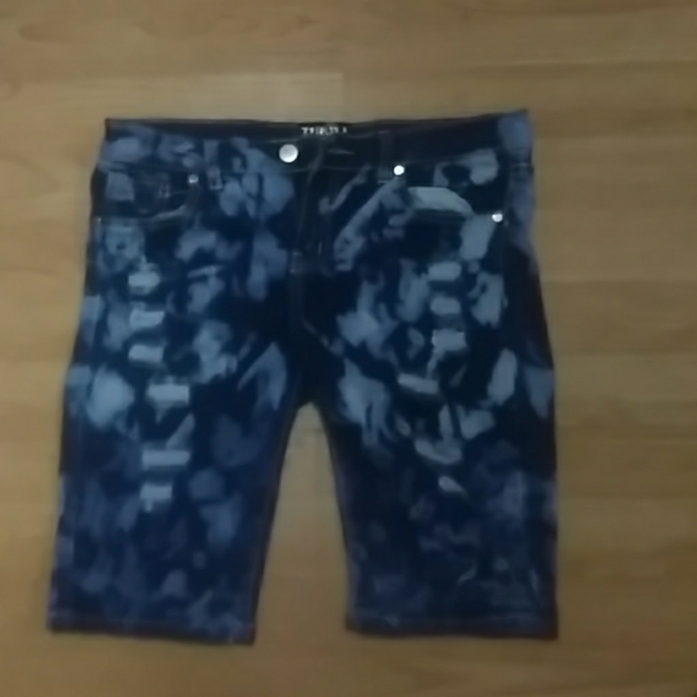 Blue washed jean shorts